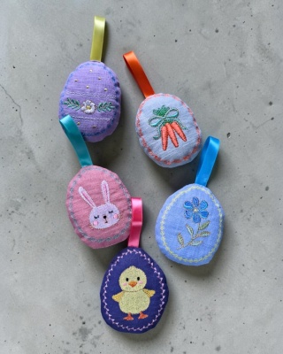 Zawieszka jajko - królik